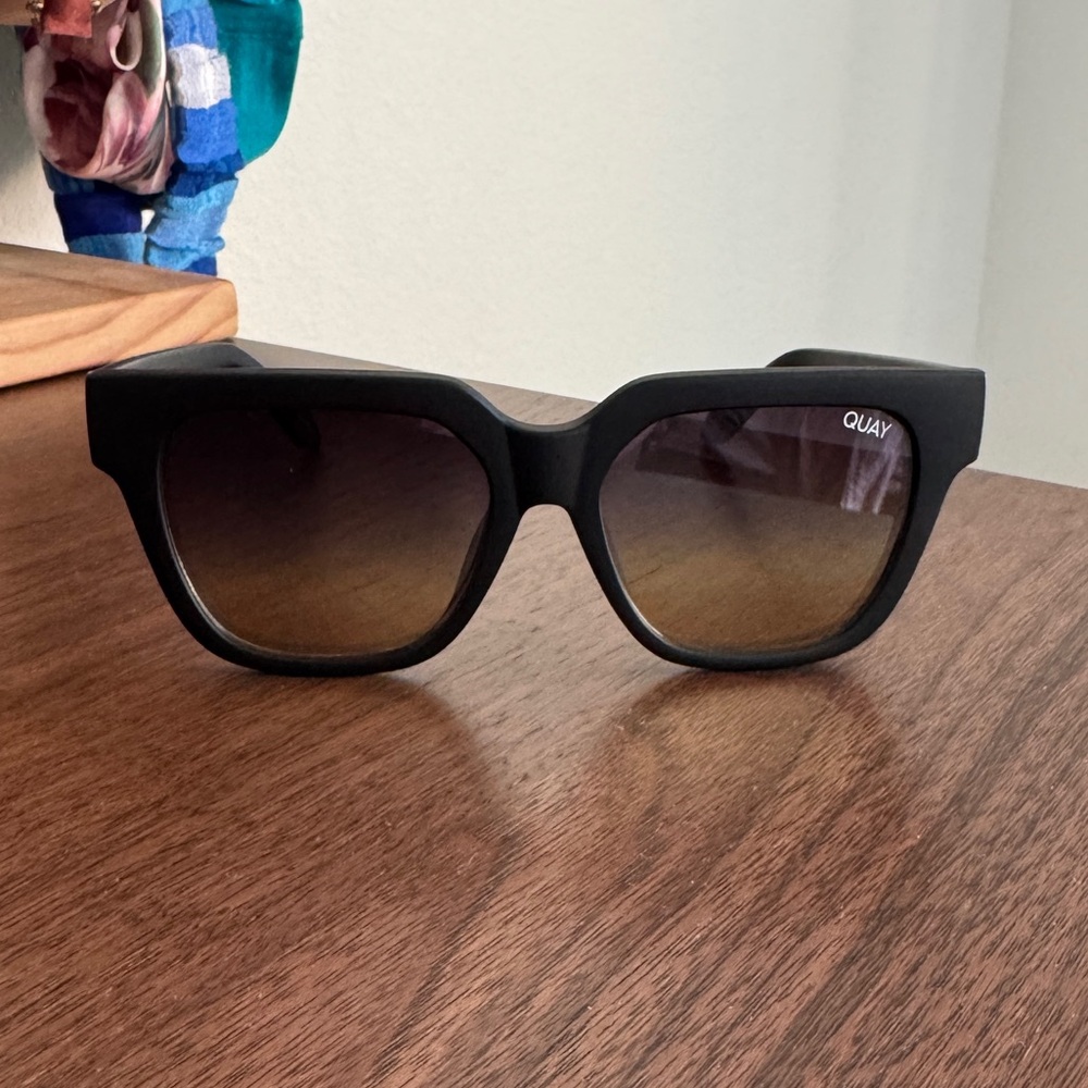 💁🏼‍♀️🕶️ Quay Australia After Hours Sunglasses 🕶️💁🏼‍♀️